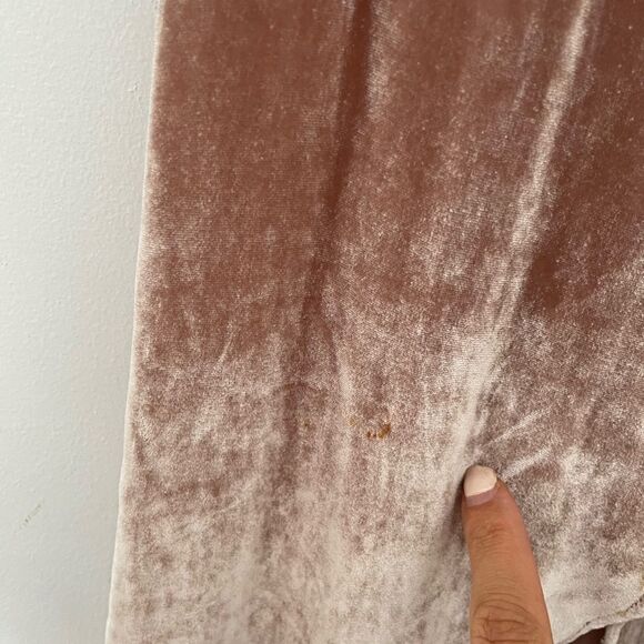 Reformation Anoush Velvet Dress in Blush - Picture 6 of 8